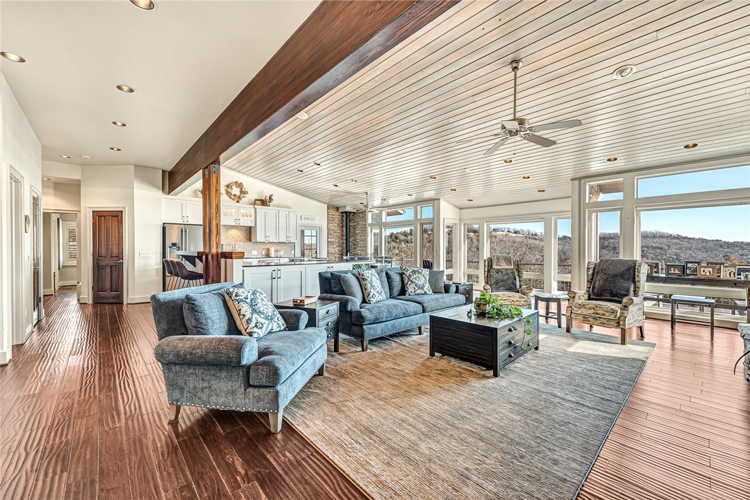 Del Lago Estates - Residential