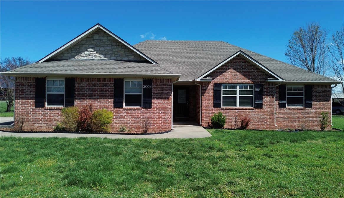 Photo 1 of 31 — 2003 Estates Drive, Grove, OK 74344
