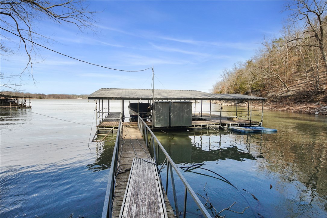 Lisa Capri And Pine Ridge - Residential