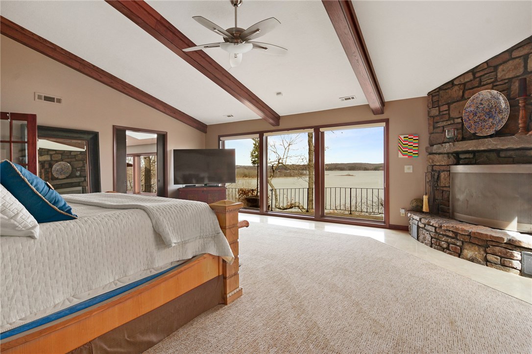 Lisa Capri And Pine Ridge - Residential