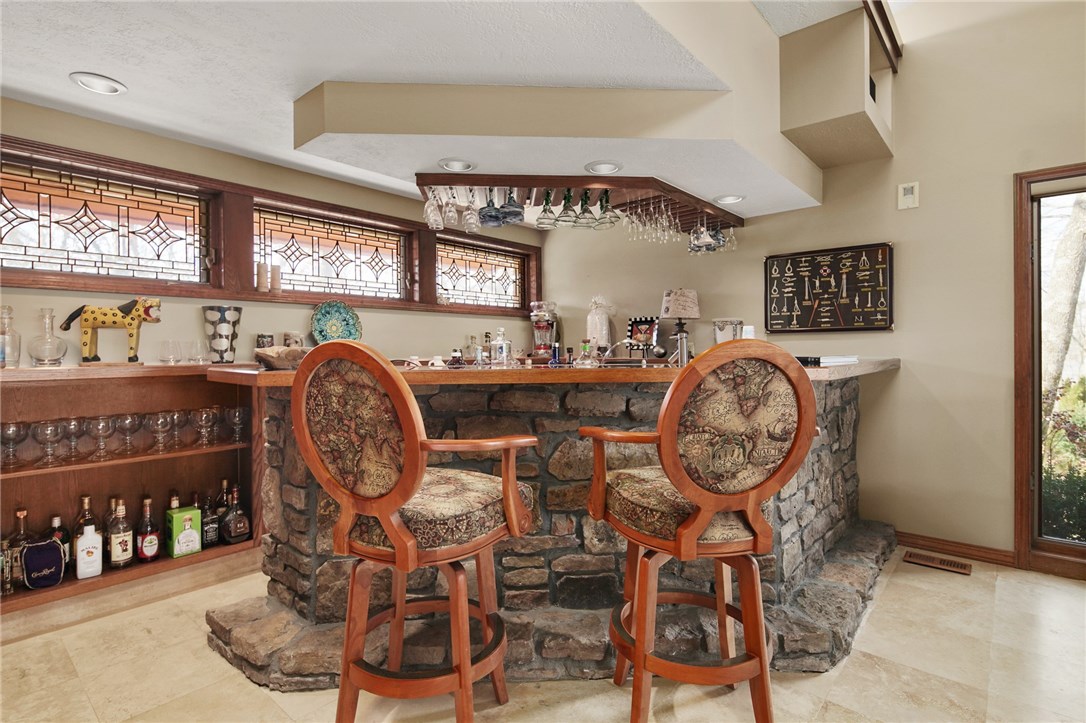 Lisa Capri And Pine Ridge - Residential