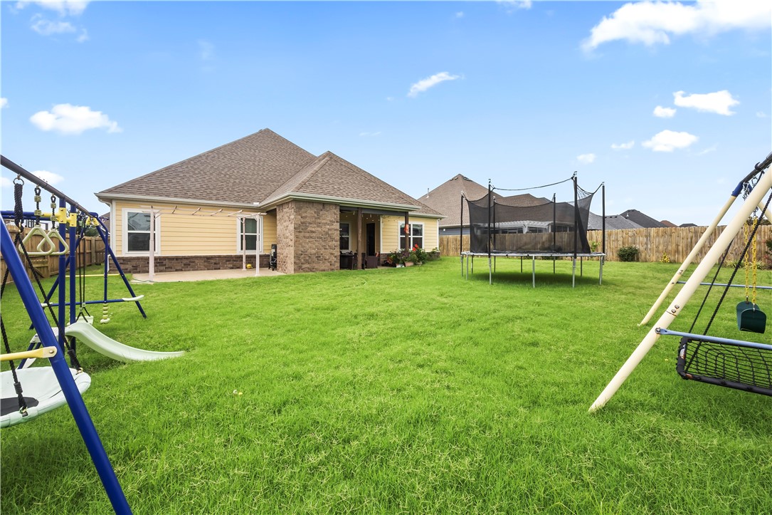MAPLE ESTATES PH IA-CENTERTON - Residential Lease