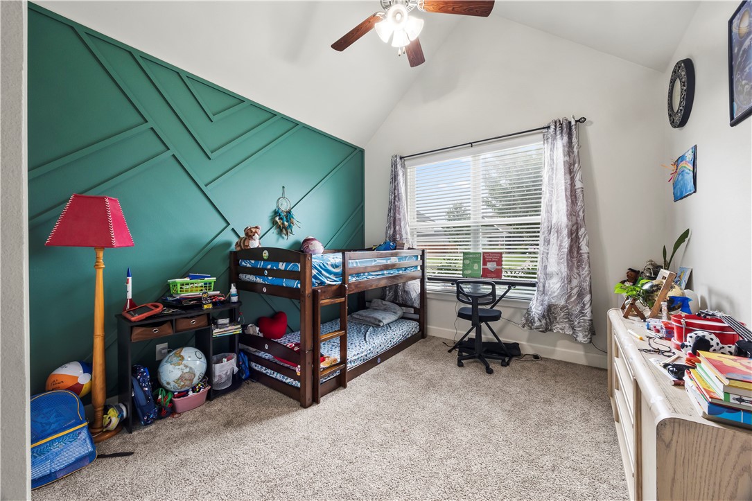 MAPLE ESTATES PH IA-CENTERTON - Residential Lease