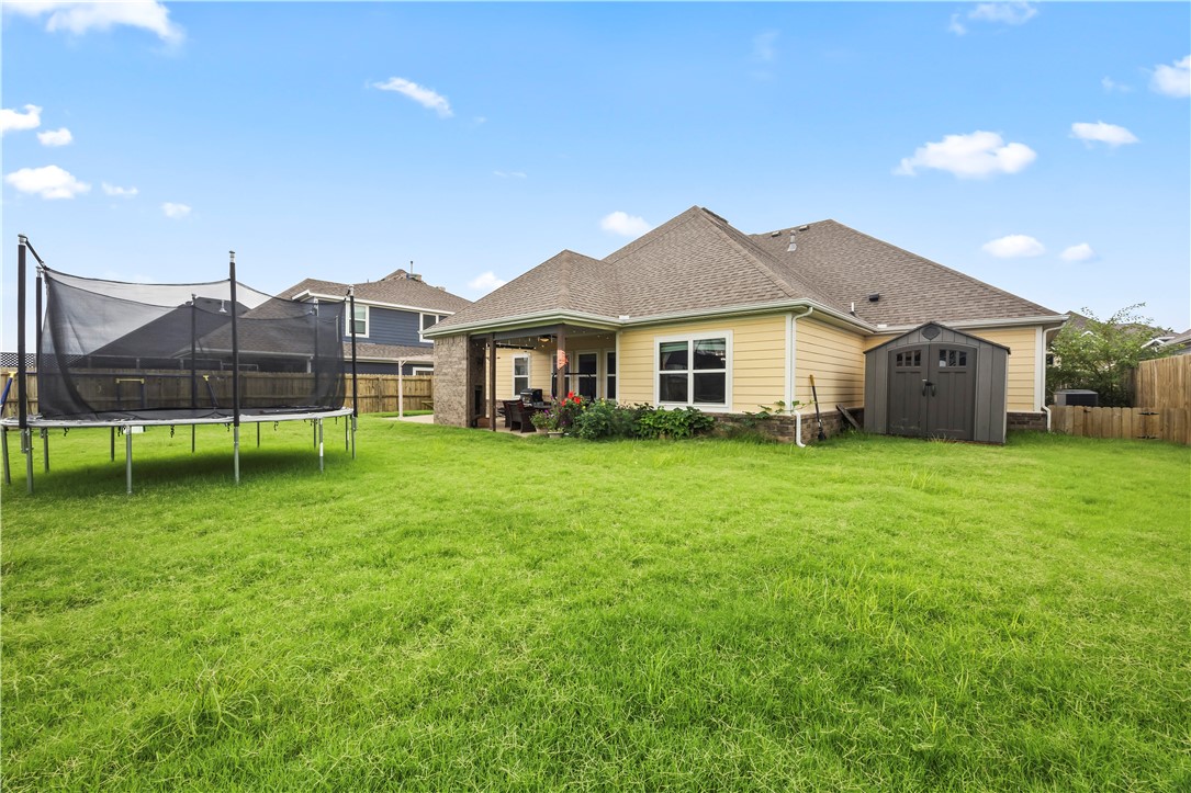 MAPLE ESTATES PH IA-CENTERTON - Residential Lease
