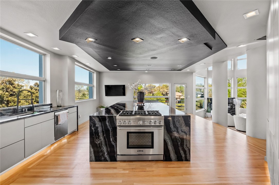 Pinnacle - Residential
