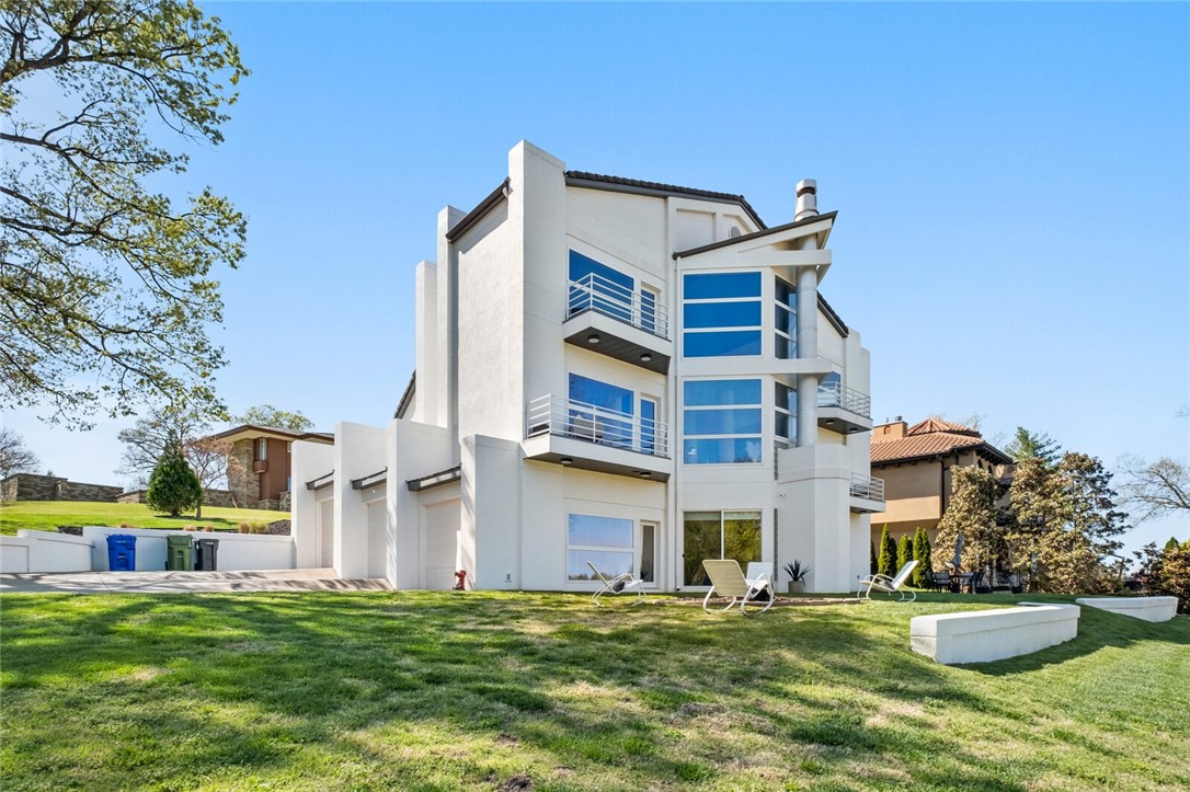 Pinnacle - Residential