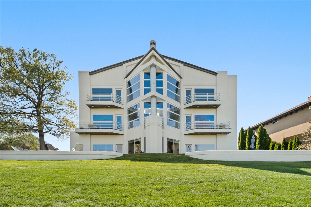 Pinnacle - Residential