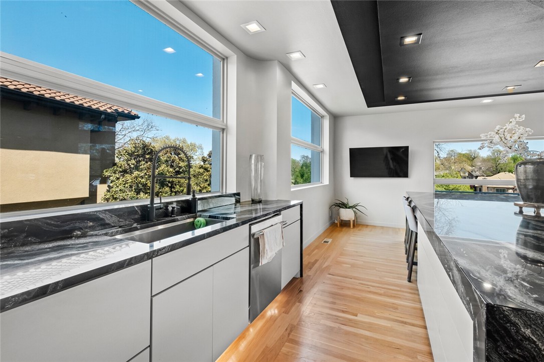 Pinnacle - Residential