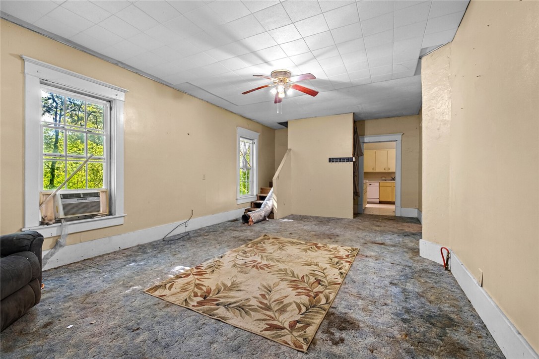McCraws Add Sulphur Spgs - Residential