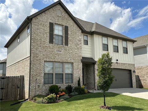 1314 Fifth Avenue Lowell AR 72745