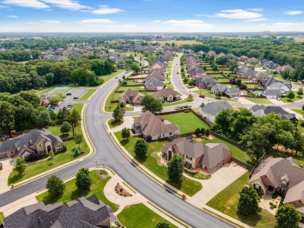 Oak Tree Centerton - Residential