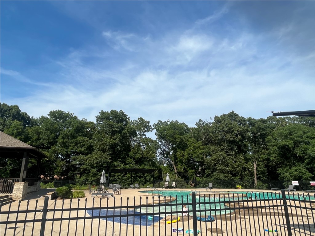 Oak Tree Centerton - Residential
