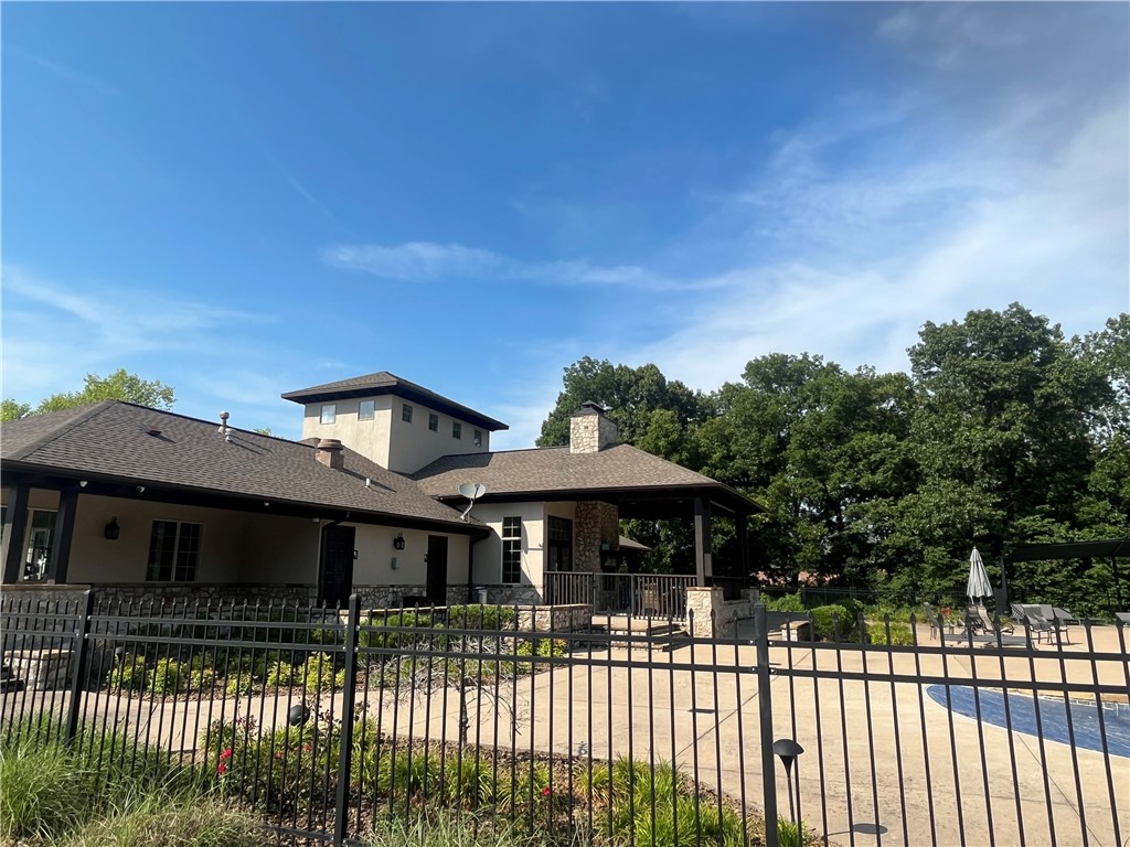 Oak Tree Centerton - Residential