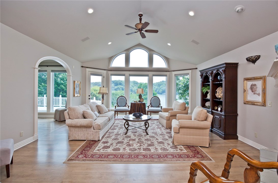 Mayfair Sub Bvv - Residential