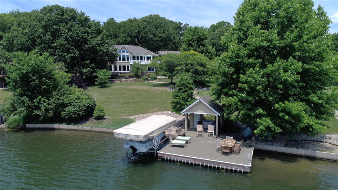 Mayfair Sub Bvv - Residential