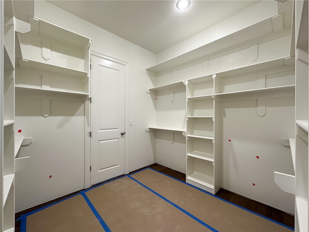 County Line Square - Residential