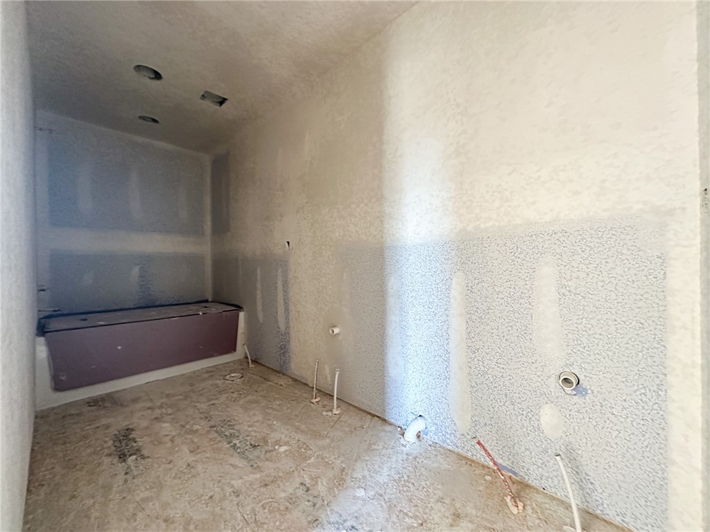 County Line Square - Residential