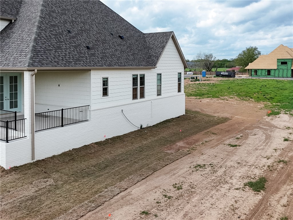 County Line Square - Residential