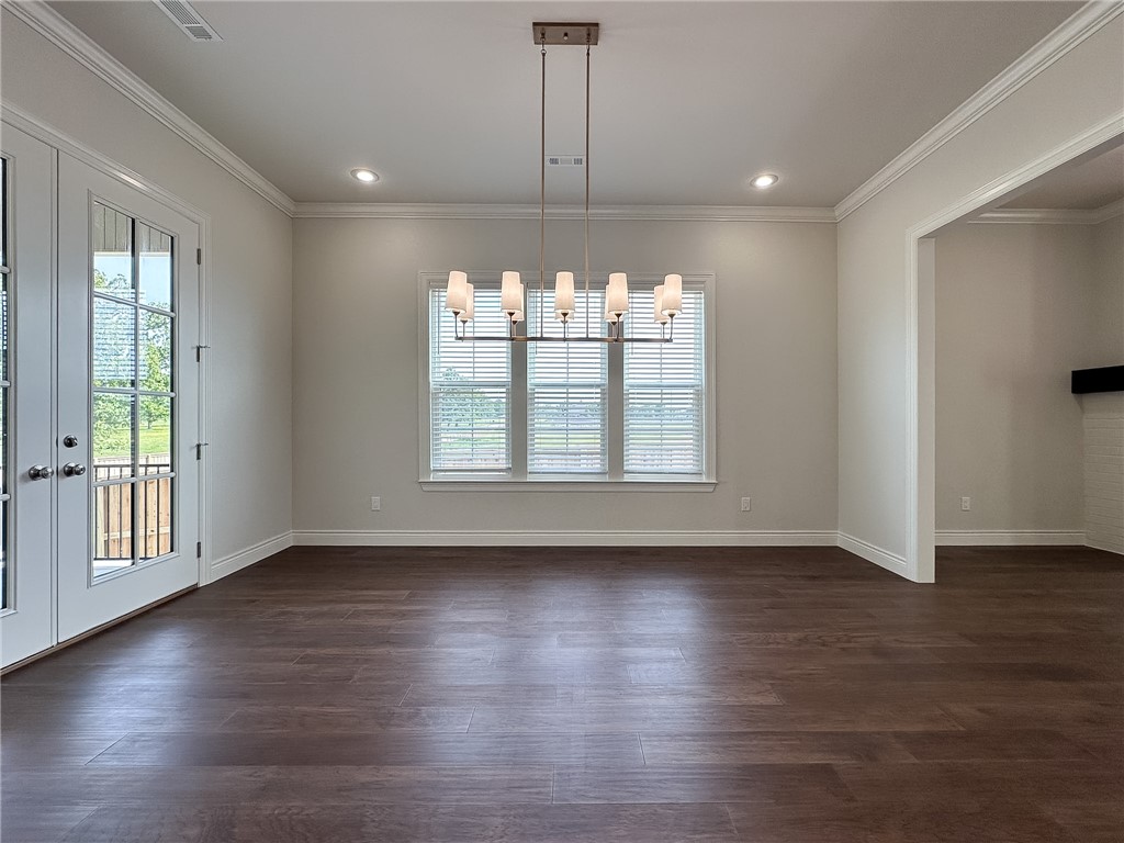 County Line Square - Residential
