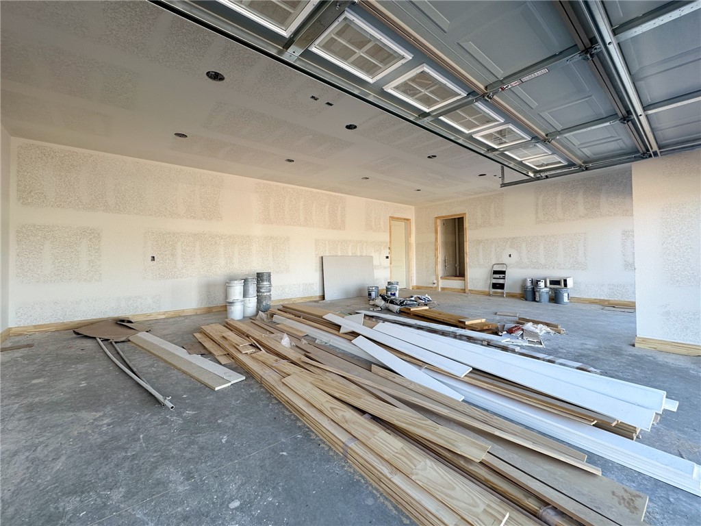 County Line Square - Residential