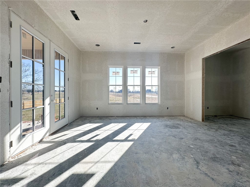 County Line Square - Residential