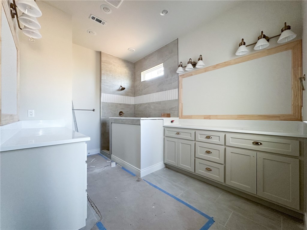 County Line Square - Residential