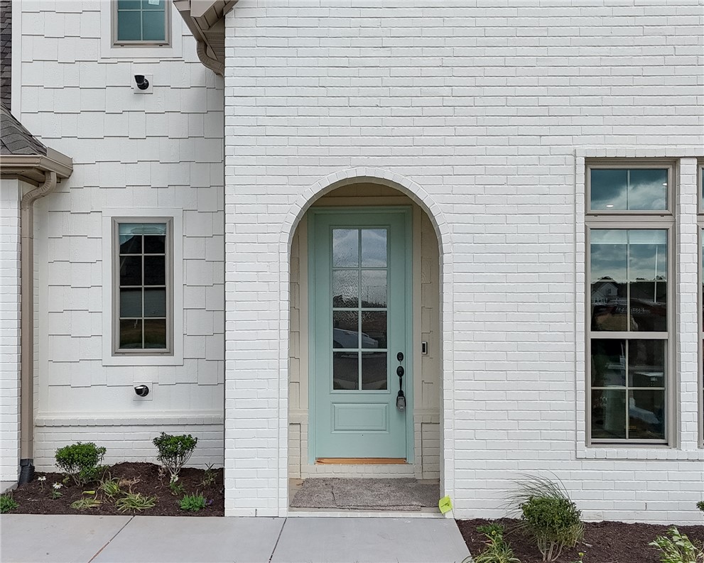 County Line Square - Residential