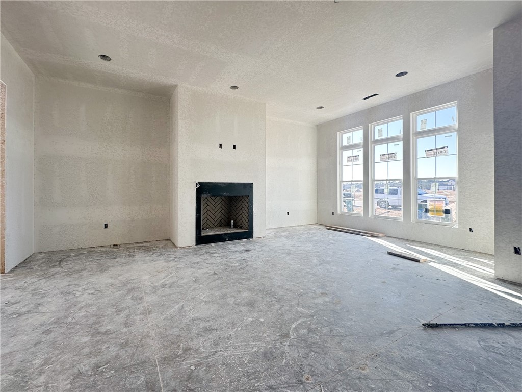 County Line Square - Residential