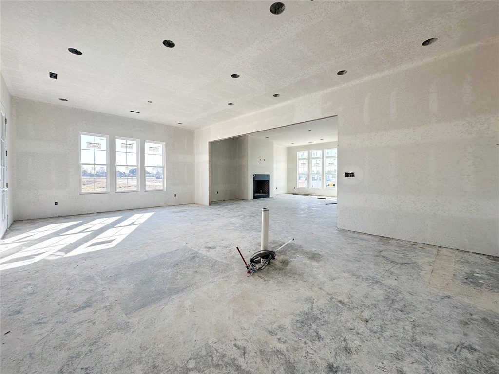 County Line Square - Residential