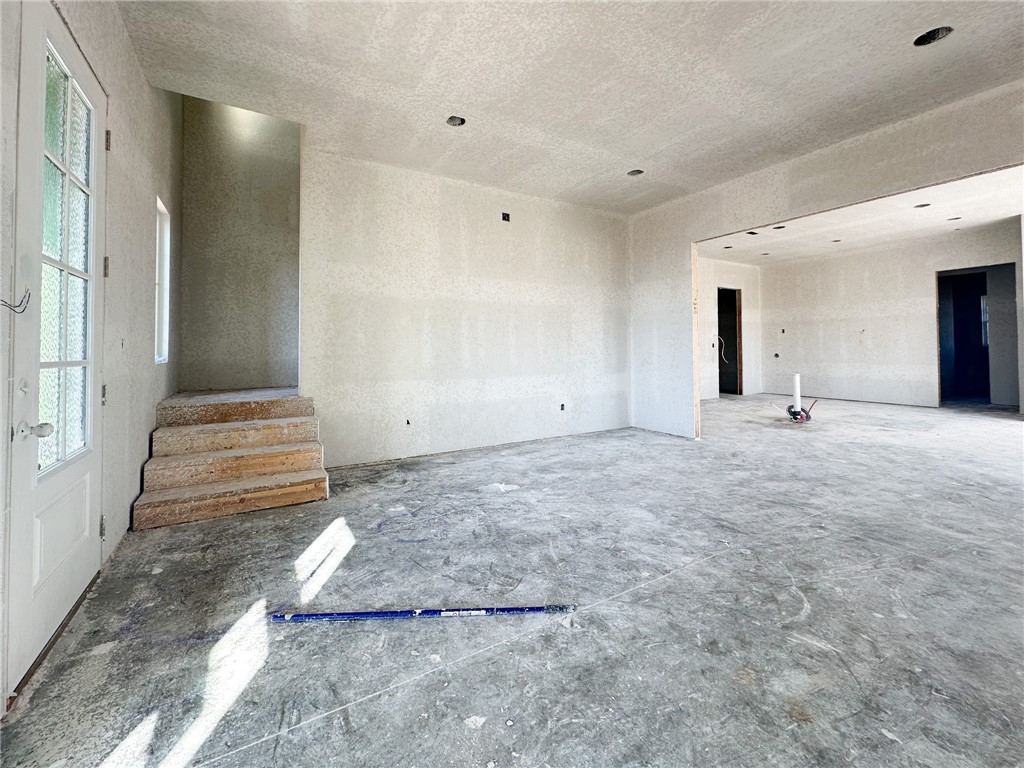 County Line Square - Residential