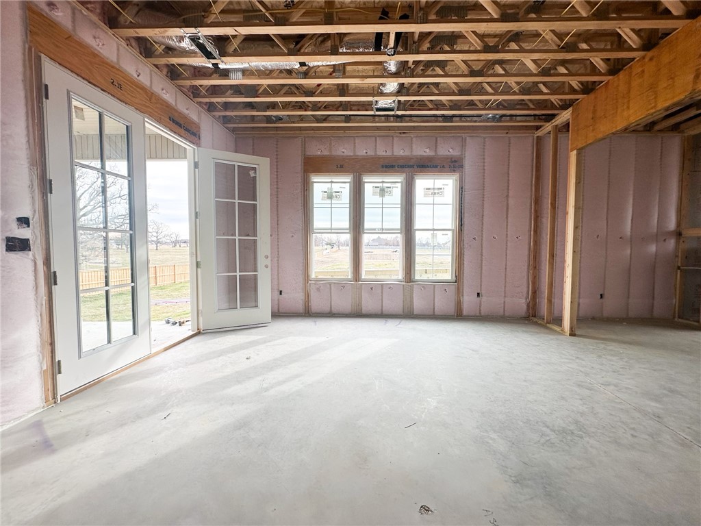 County Line Square - Residential