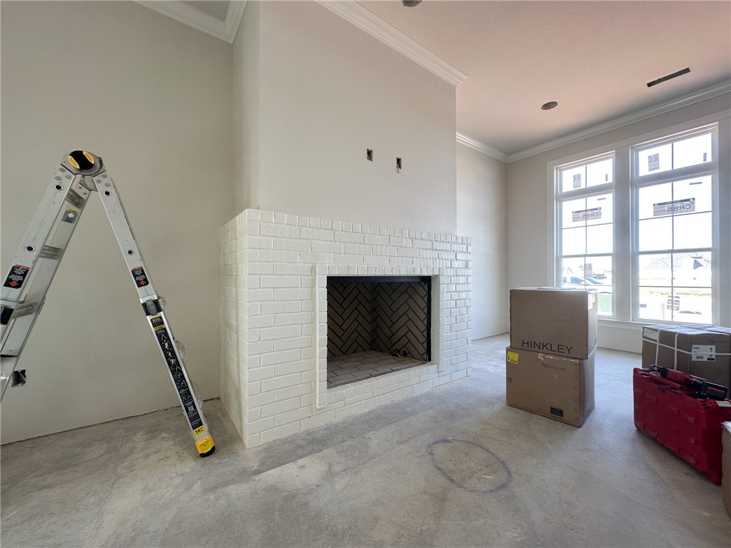 County Line Square - Residential