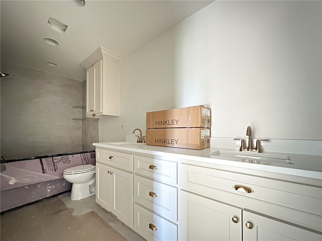 County Line Square - Residential