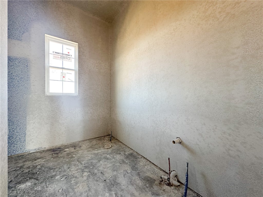 County Line Square - Residential