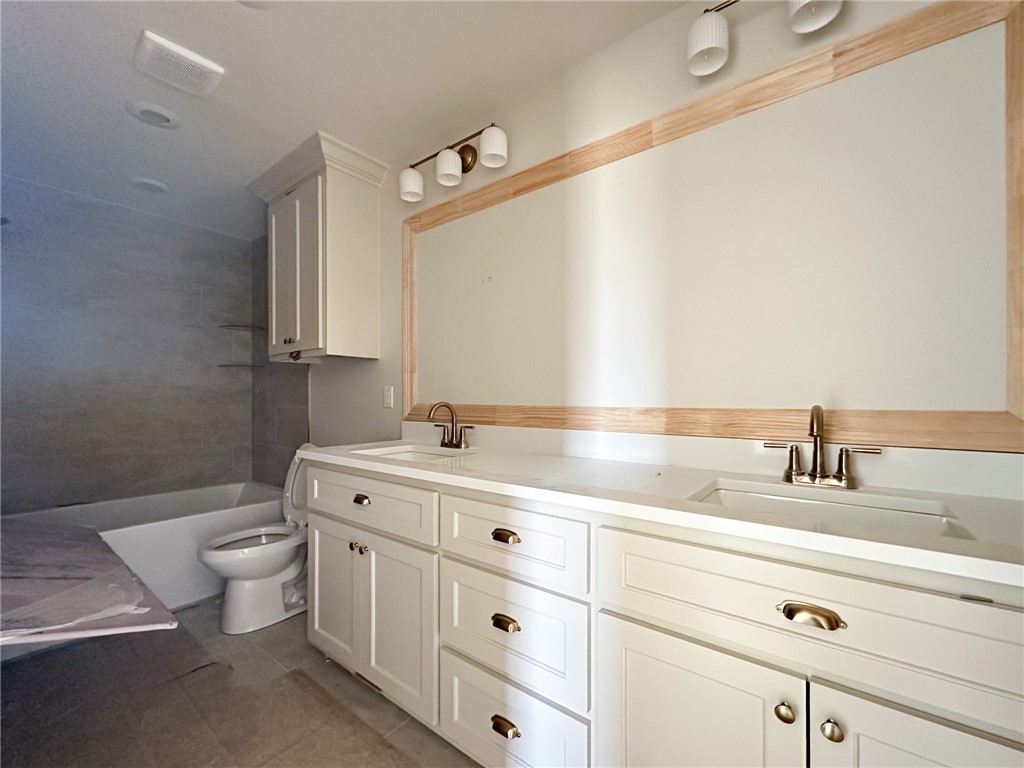 County Line Square - Residential