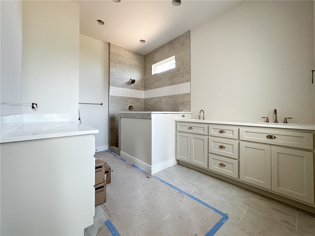 County Line Square - Residential