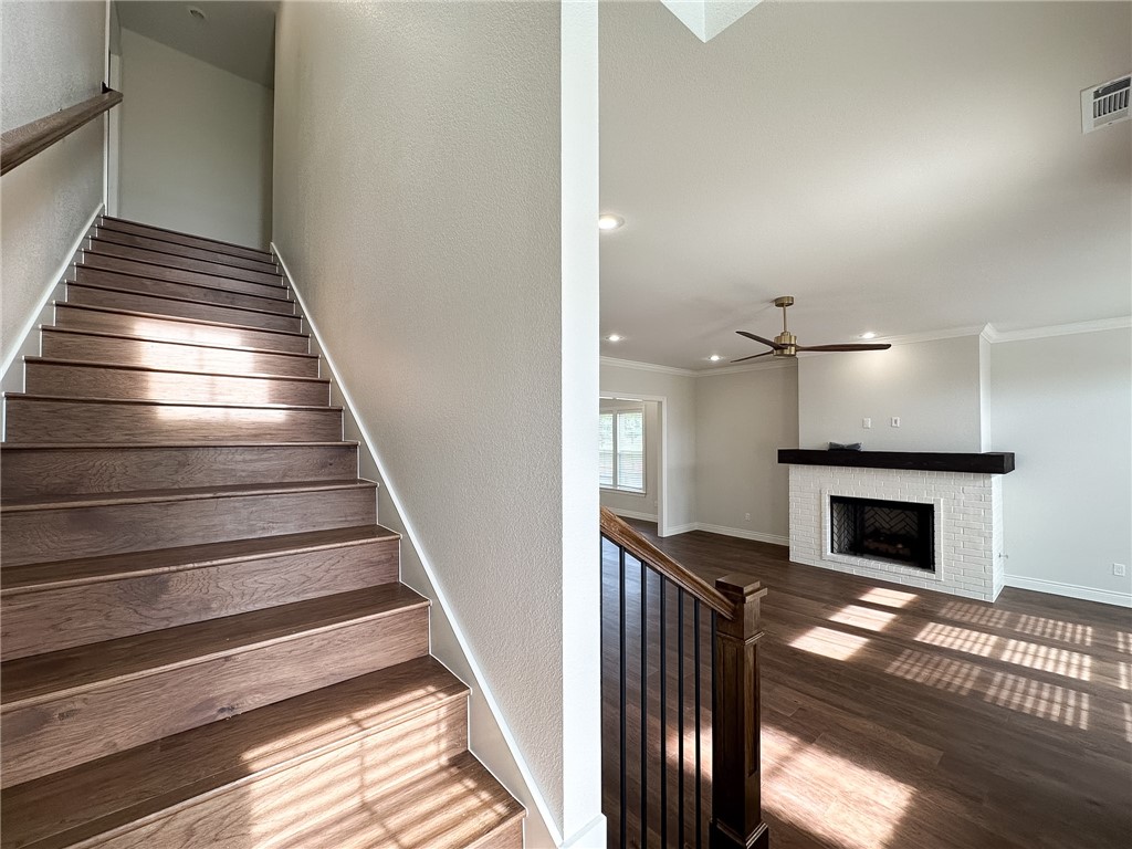 County Line Square - Residential