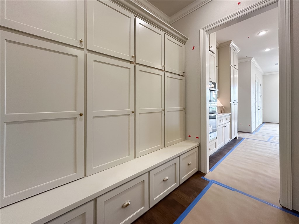 County Line Square - Residential