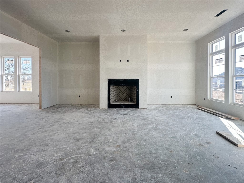 County Line Square - Residential