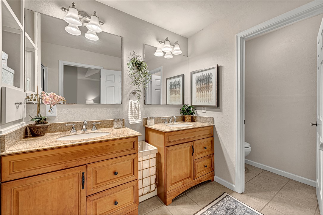 Seminole Hills Rogers - Residential