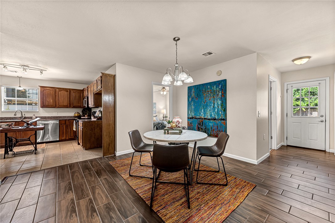 Seminole Hills Rogers - Residential