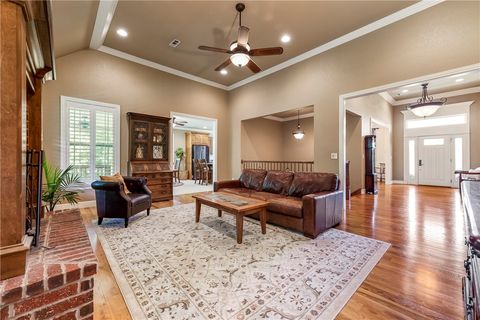 Single Family Residence in Cave Springs AR 348 Whitcliff Drive 8.jpg