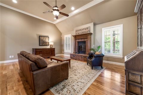 Single Family Residence in Cave Springs AR 348 Whitcliff Drive 6.jpg