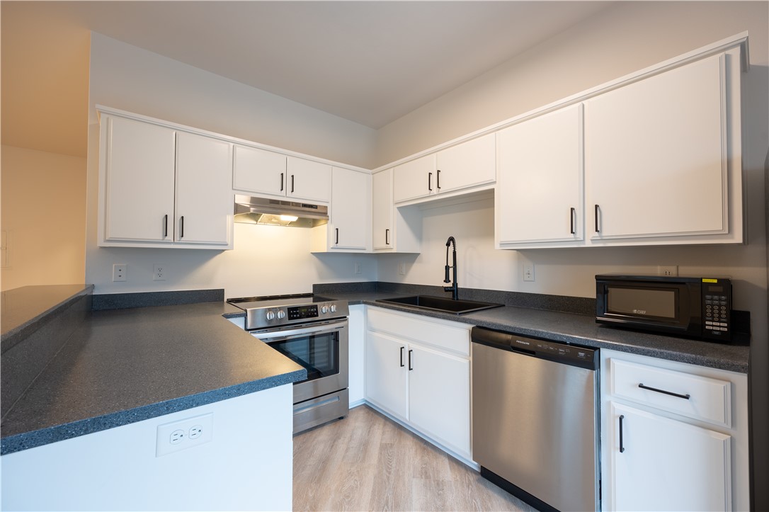 Dunn & Davis Add Bentonville - Residential Lease