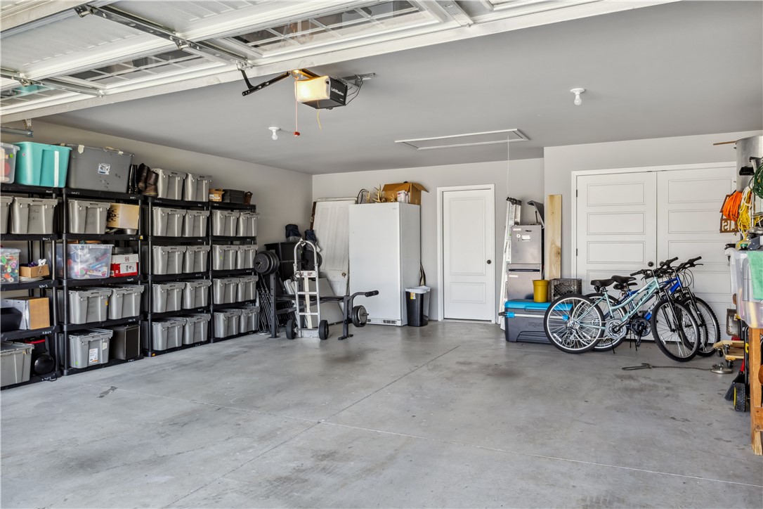 Pines Ph I, The Centerton - Residential