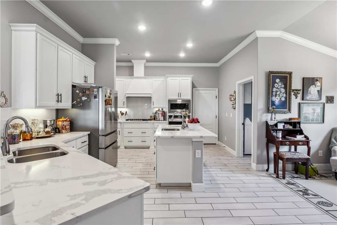 Pines Ph I, The Centerton - Residential