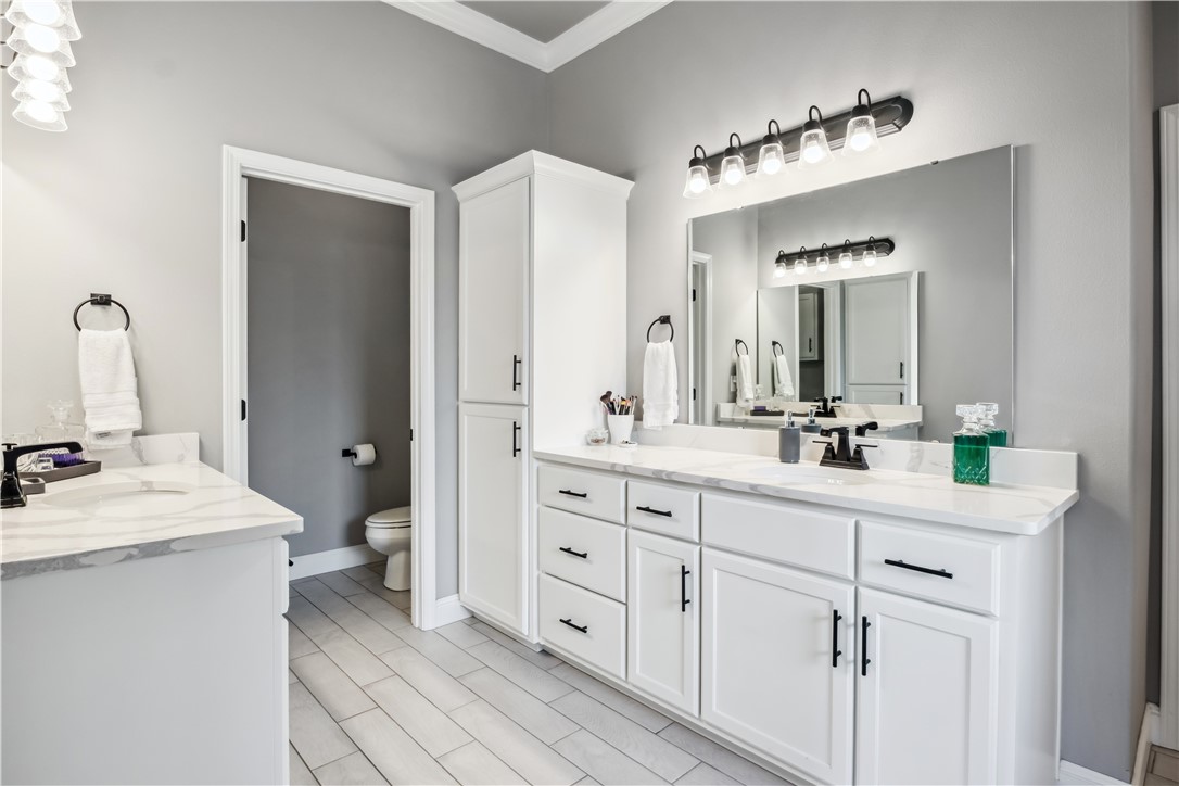 Pines Ph I, The Centerton - Residential
