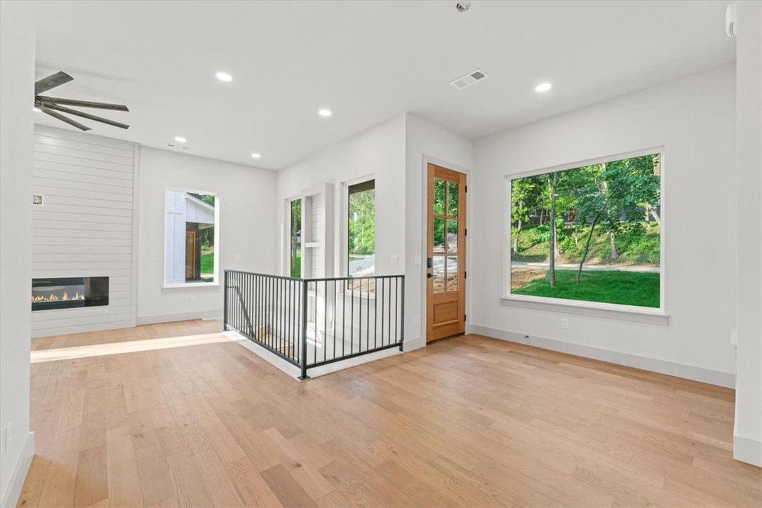FAYETTEVILLE OUTLOTS - Residential