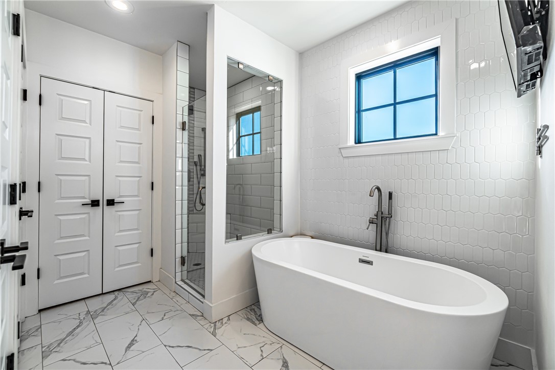 DUNN & DAVIS ADD-BENTONVILLE - Residential