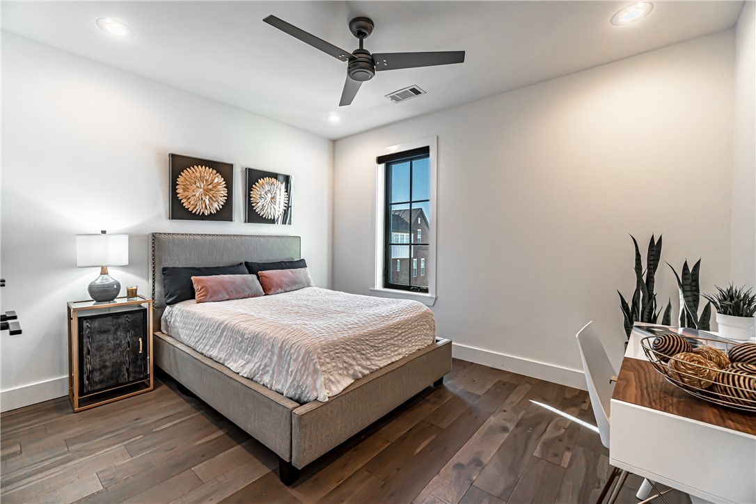 DUNN & DAVIS ADD-BENTONVILLE - Residential